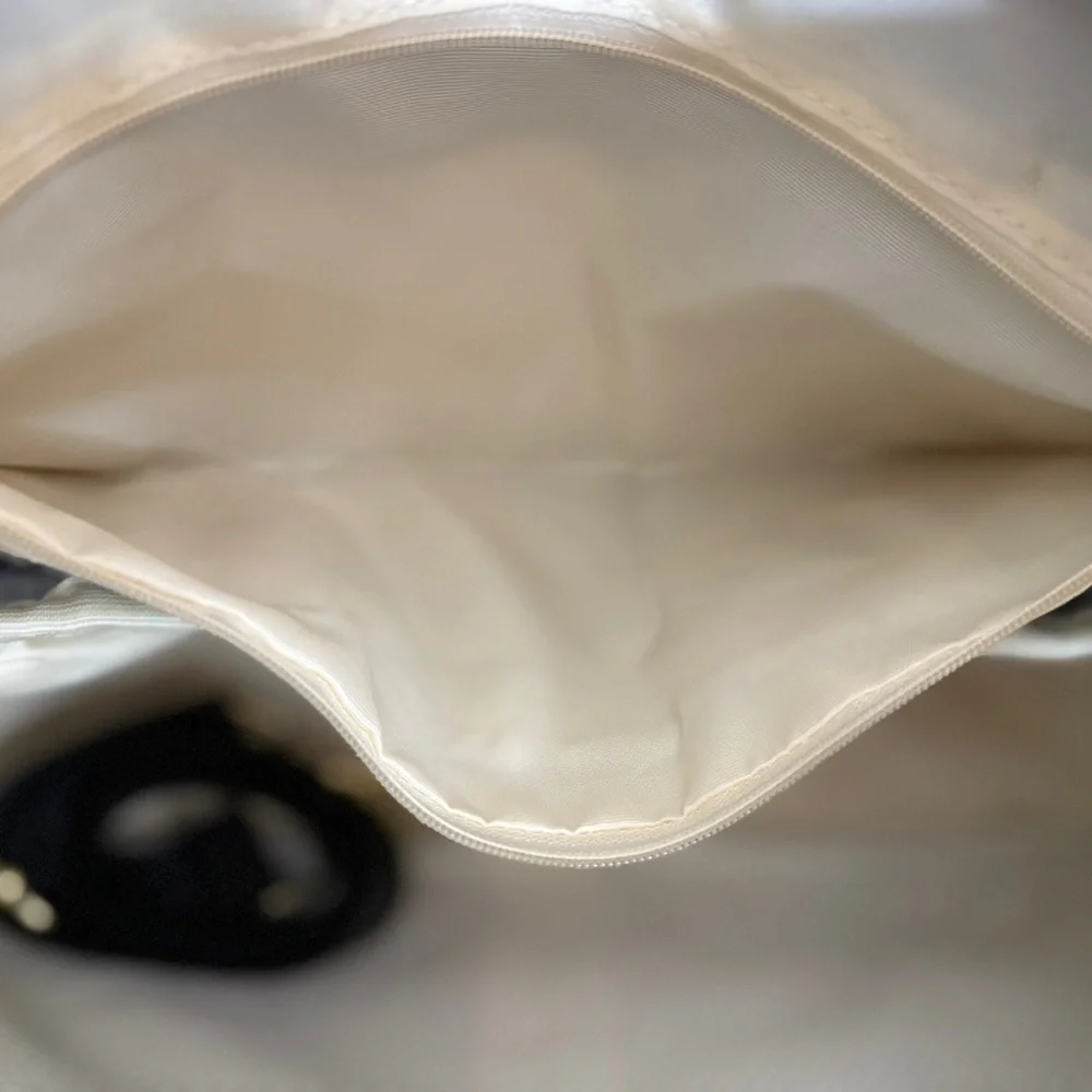 HaloVa Gray Baby insulated Bag also has strap for shoulder or crossbody - Picture 10 of 16